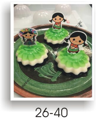 26-40 Vestidos de Muñeca